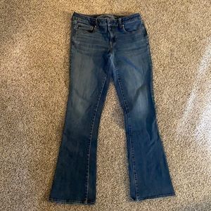 American Eagle Skinny Kick Jeans